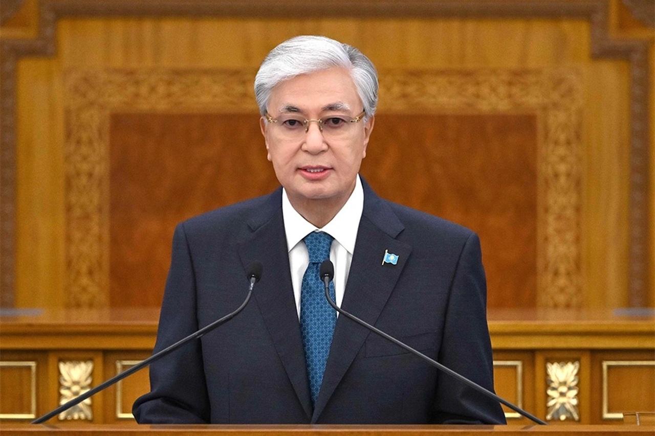 токаев: низкие тарифы — миф, выгодный олигархам, а не простым гражданам