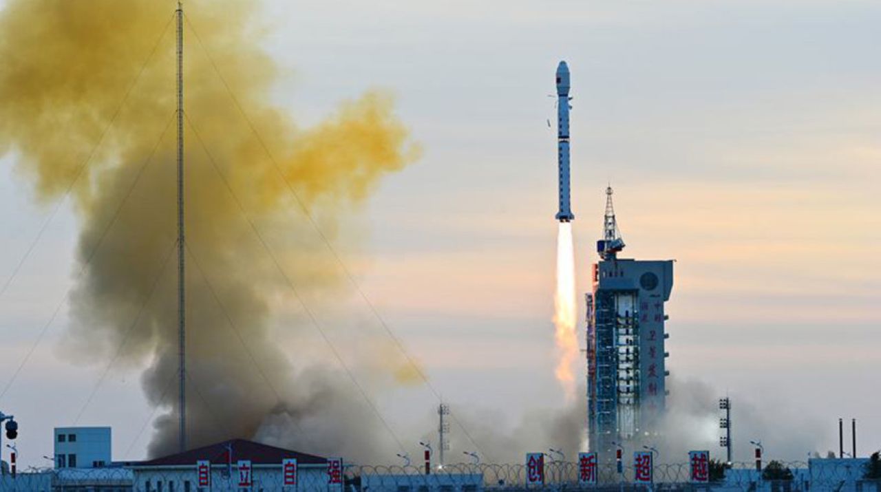 китай отправил космический спутник для тестирования технологий будущего