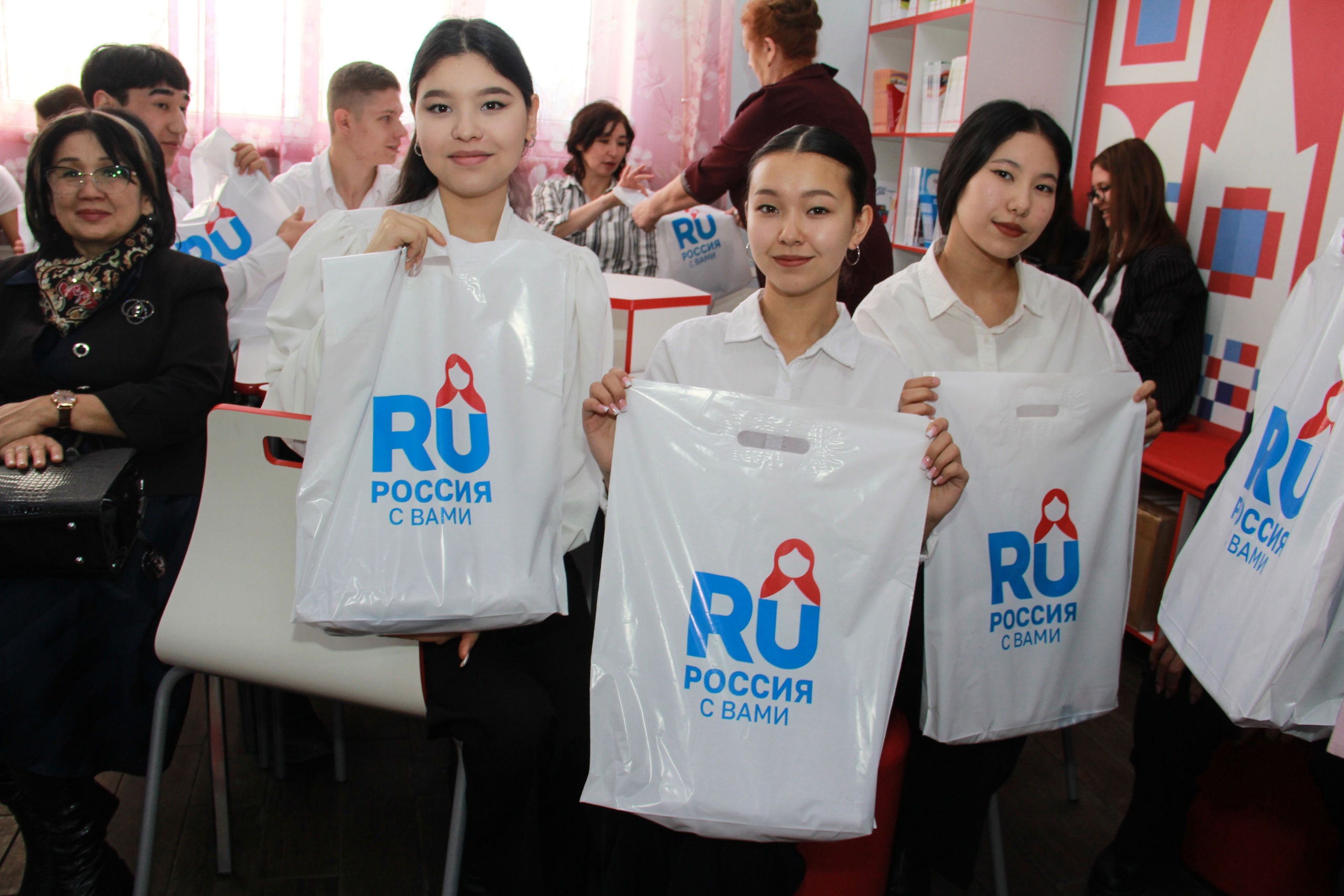 в кыргызстане открылся седьмой центр дополнительного образования «россия с вами»