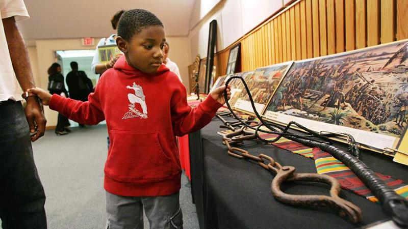 расплата за кровавое прошлое: бывшие колонии великобритании потребуют от метрополии выплатить репарации на ＄270 млрд