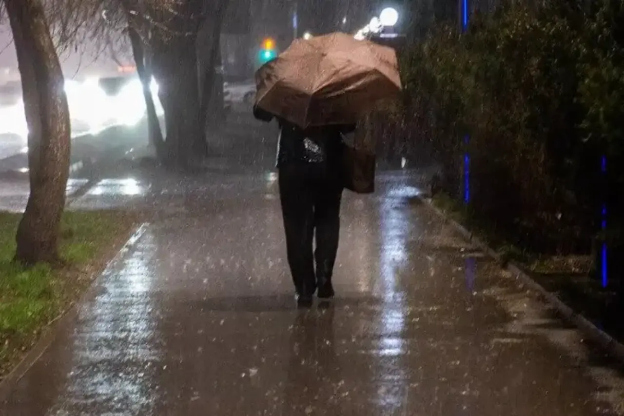 тепло, дожди и град придут в казахстан в предпраздничный день: погода в среду, 8 мая 2024