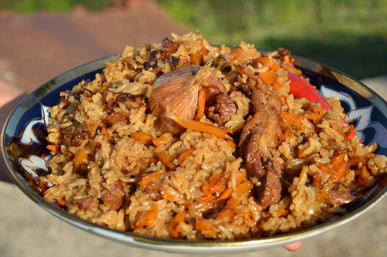в узбекистане подсчитали, где продают самый дорогой и дешевый плов