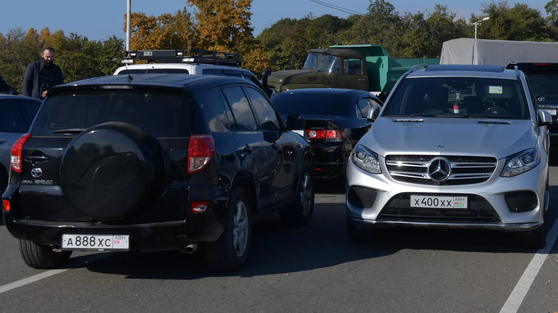 владельцами праворульных машин с иностранными номерами в кыргызстане займутся спецслужбы