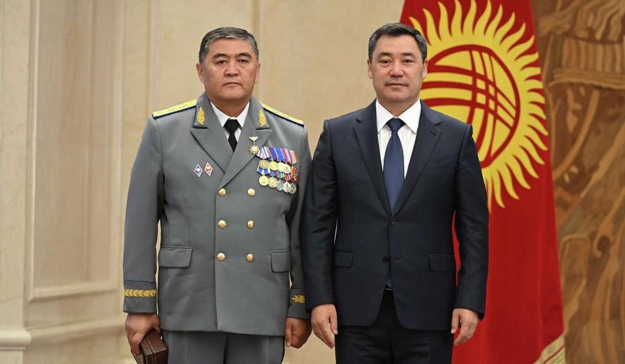 Отставка Ташиева: как внутренняя политика Кыргызстана не превратилась в революцию с воплями Запада о несвободе