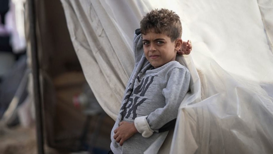 помочь невинным жертвам: кыргызстан открыл банковский счет для сбора помощи жителям газы