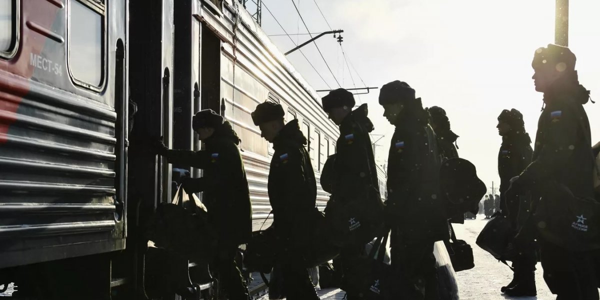 госдума рф приняла закон о едином реестре военнообязанных и запрете уклонистам выезда за границу