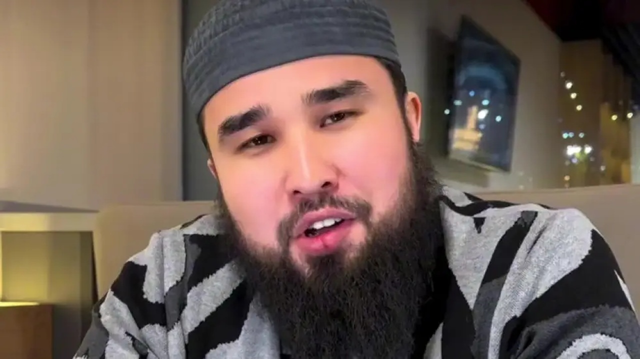 в астане блогер рустем жугунусов признан виновным из-за спорных высказываний о женщинах