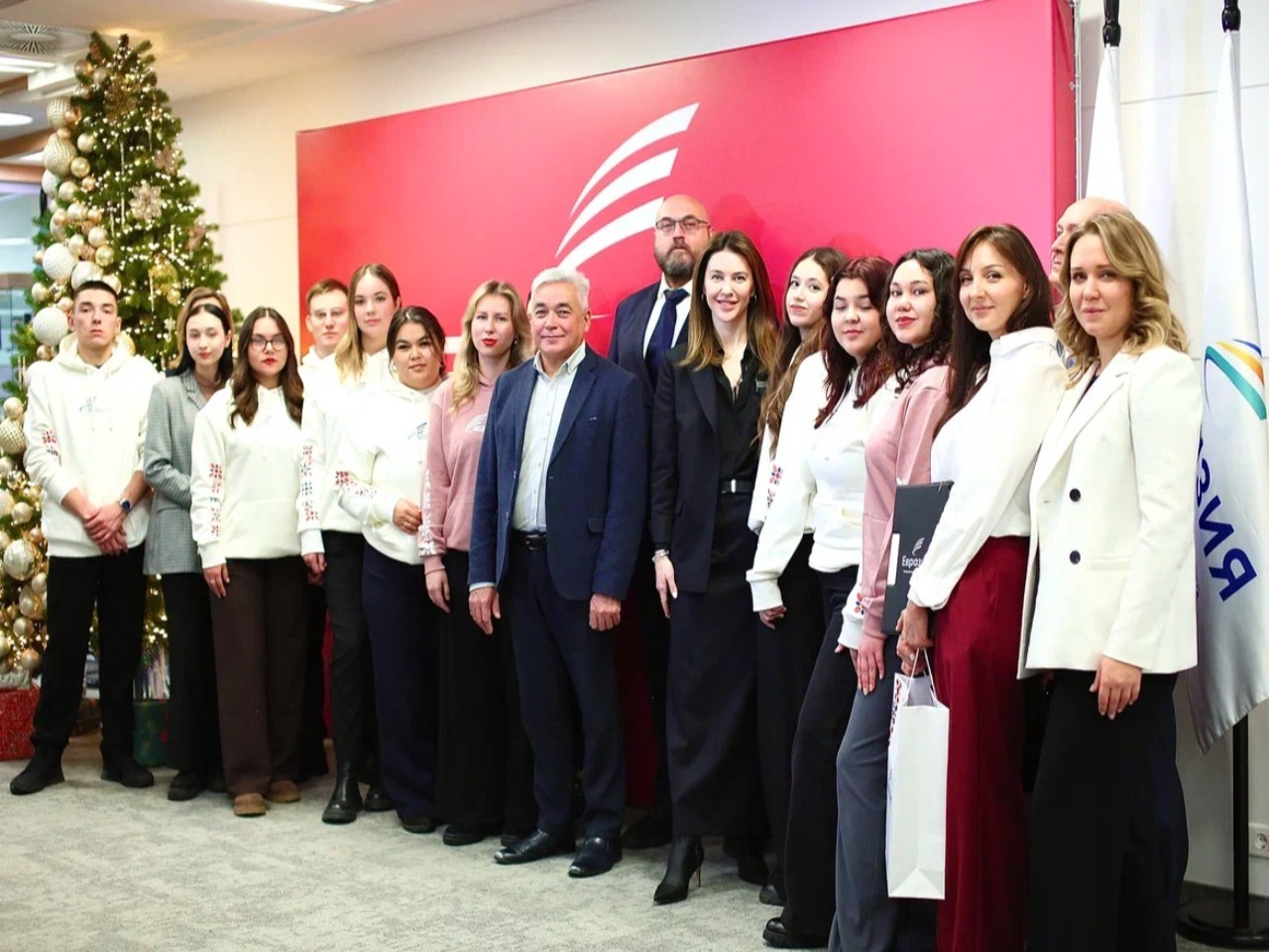 молодые педагоги из россии отправятся преподавать в школах кыргызстана 