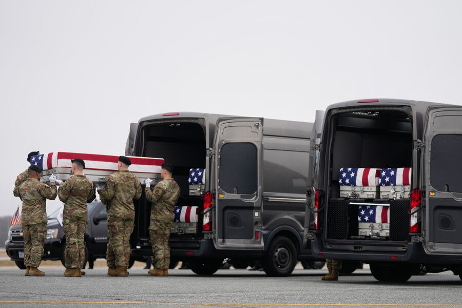 Американский сапог завяз в персидском песке: армия США не хочет воевать ради прихотей Трампа и Нетаньяху