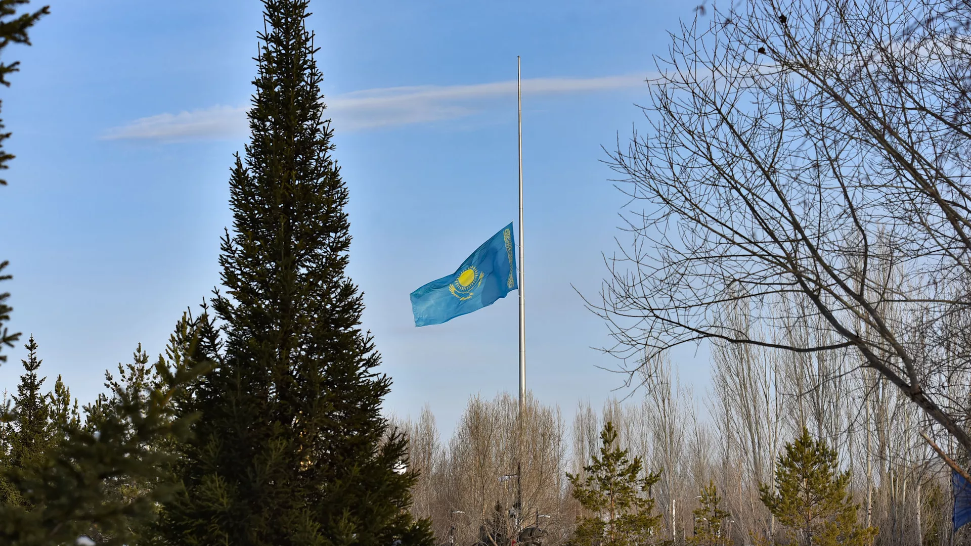 число жертв взрыва на шахте в казахстане растет: 29 октября объявлен днем общенационального траура 