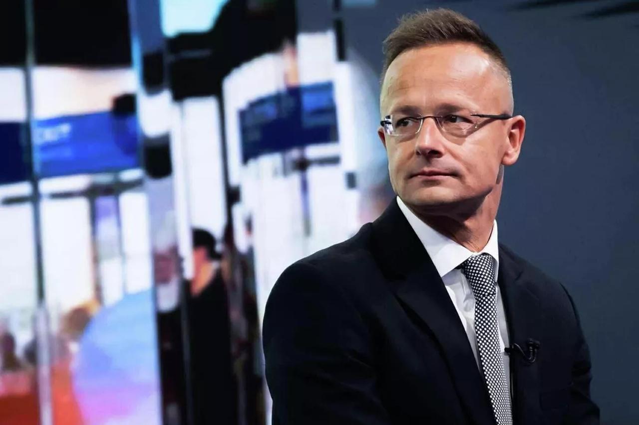 орбан и сийярто обвиняют ес в саботаже возможного российско-американского саммита