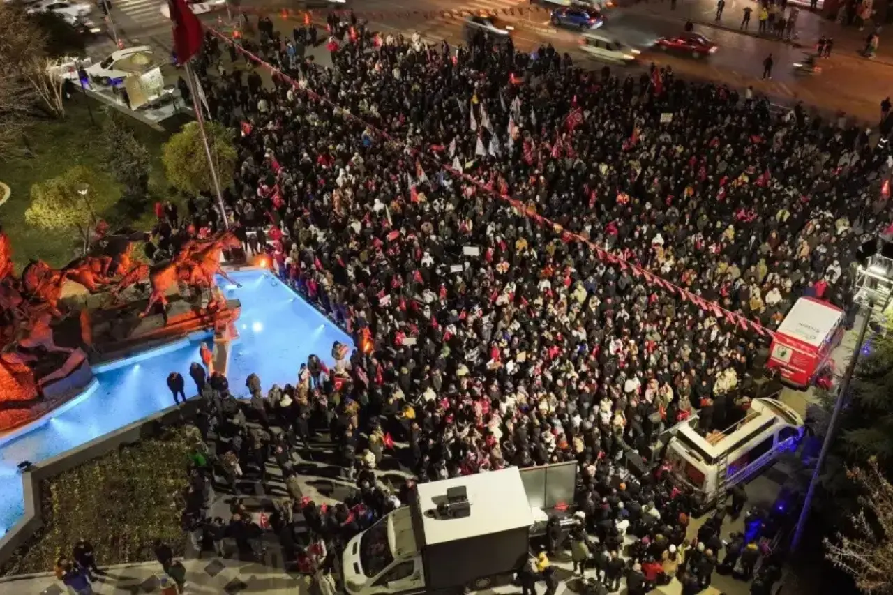 посольство казахстана рекомендует воздержаться от посещения массовых мероприятий в турции