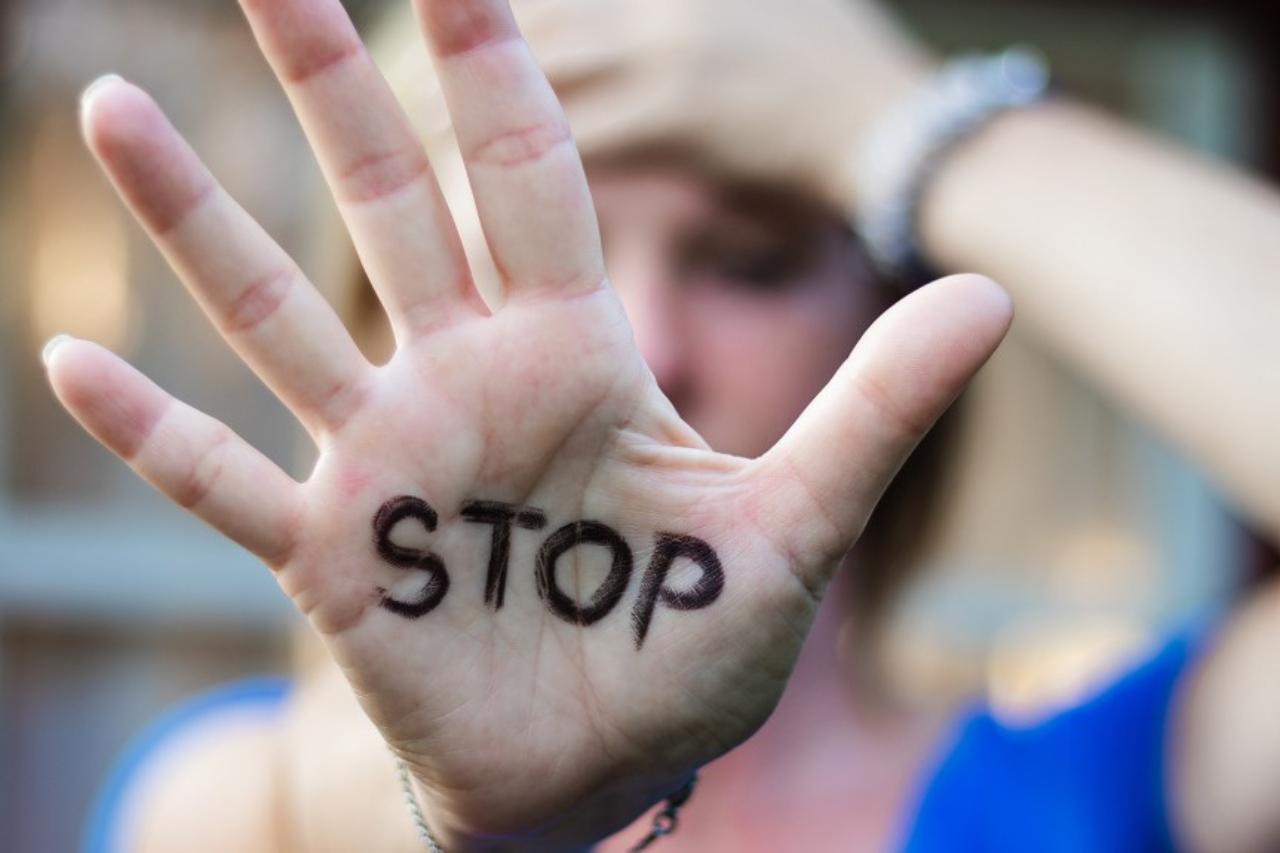 наказывать за примирение между насильником и женщиной предлагают в кыргызстане