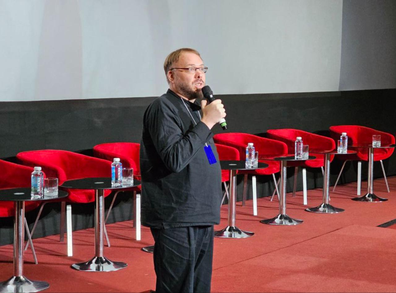 Алексей Комов: Даже Трамп, подписав «Указ об архитектуре», нанес свой удар по глобалистам