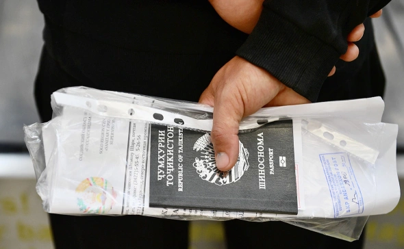 власти таджикистана заявили об оттоке мигрантов из россии