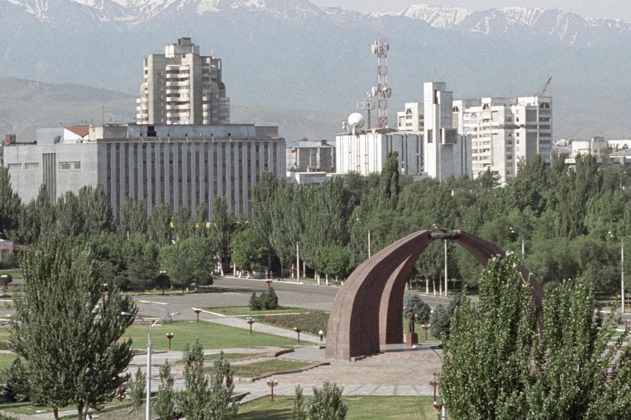 В столице Кыргызстана презентовали проект «легкого метро»