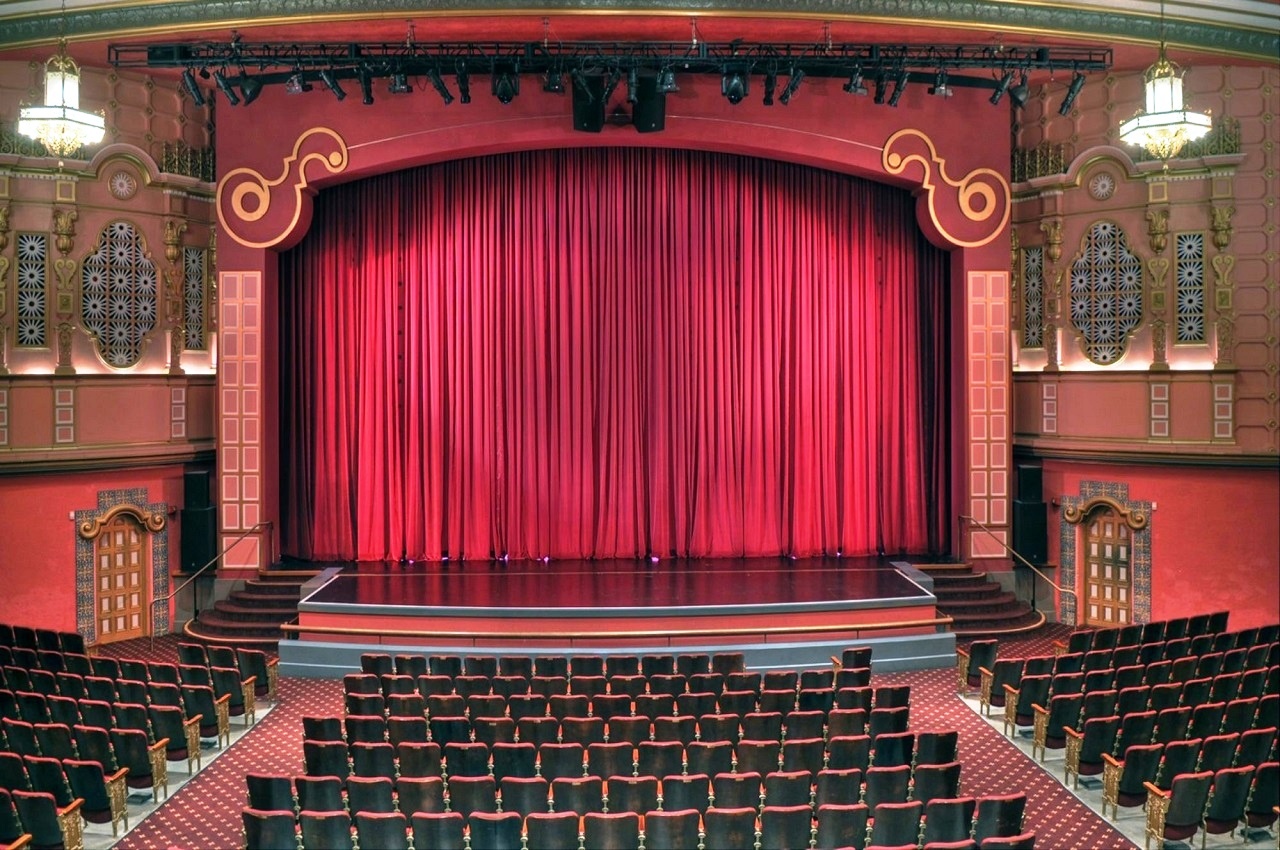 в театре моссовета пройдет показ казахской саунд-драмы «мамлюк. султан бейбарыс»