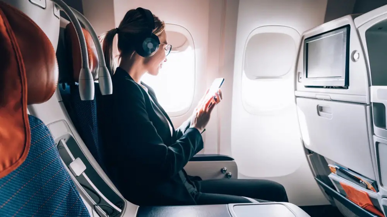 интернет на борту: казахстанские авиапассажиры получат онлайн-доступ к концу года