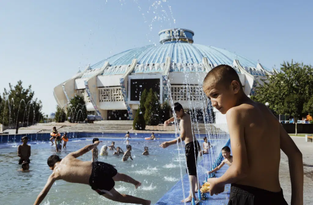 теплая погода в узбекистана и местами дожди в кыргызстане: погода в четверг, 6 июня 2024