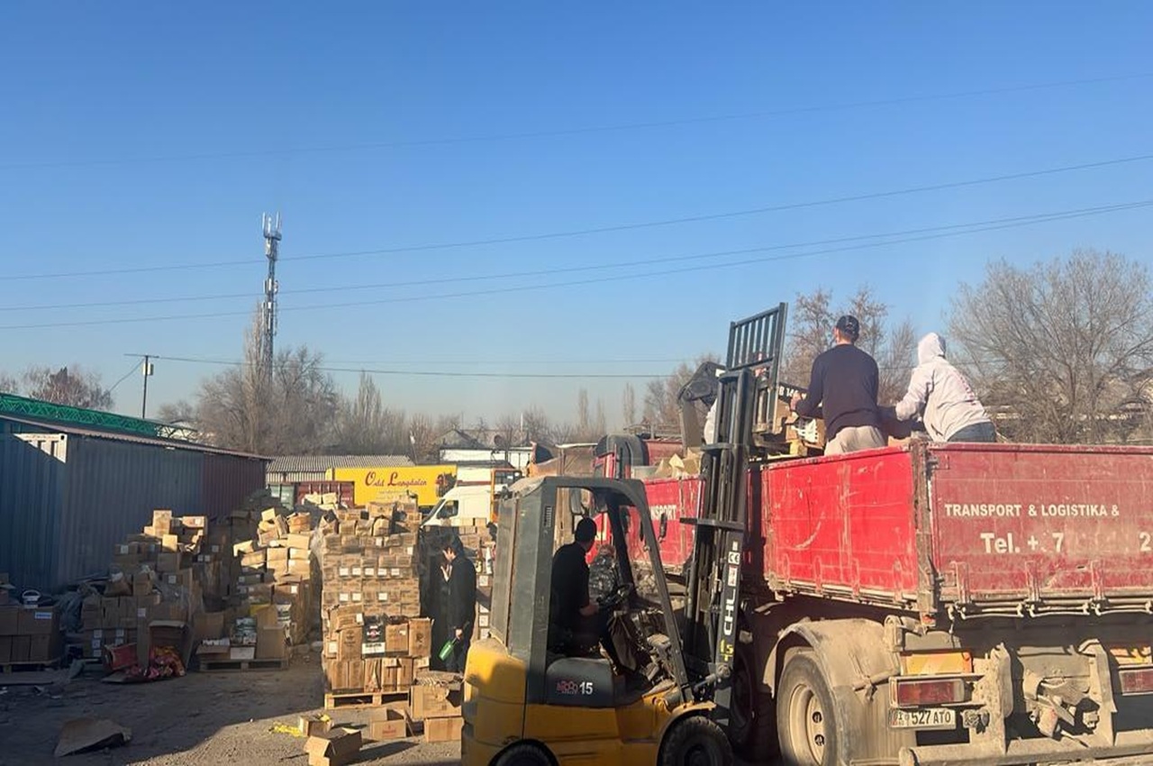 «кыргызстан не свалка для просрочки»: гкнб ликвидирует партии опасной импортной продукции