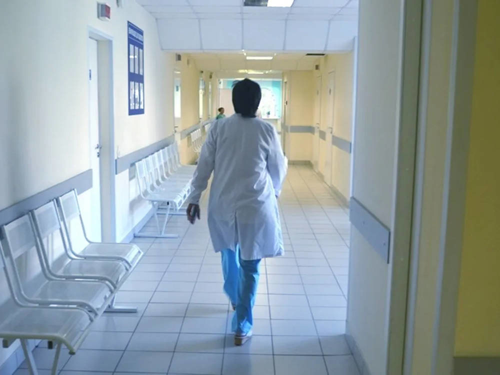 рассказываем, когда казахстанским медикам и фармацевтам в 2023 года поднимут зарплаты (тарифные ставки)