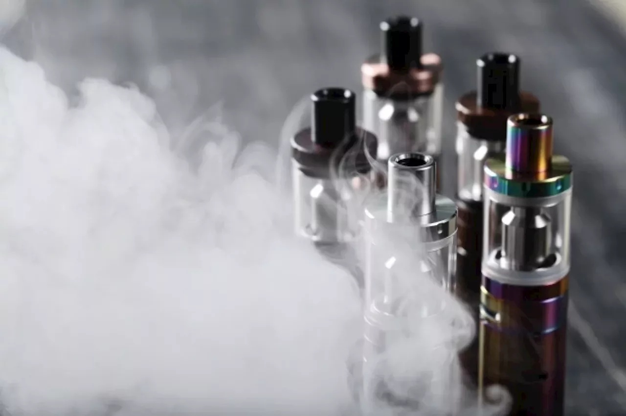 кабмин кыргызстана предлагает временно запретить ввоз электронных сигарет  