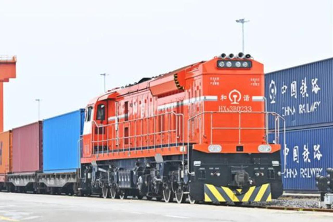 объем контейнерных перевозок поездами «китай — европа» по среднему коридору вырос на 12,8%