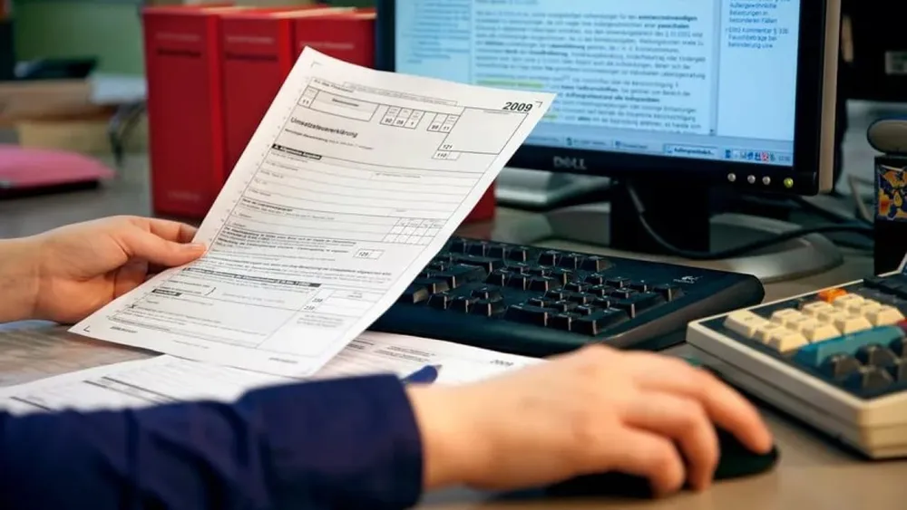 Таможня Кыргызстана внедрит электронный документооборот на железной дороге