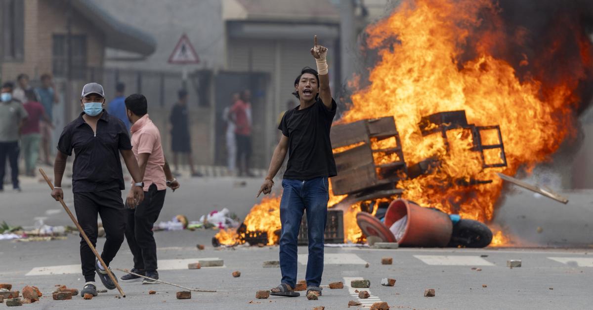 бунт зумеров в непале — «уличное» противостояние сша и китая, устроенное индийскими спецслужбами