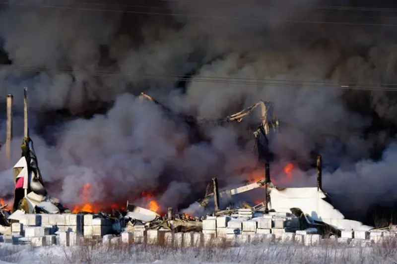 торговля с казахстаном не пострадает: пожар на складе wildberries не повлияет на логистику