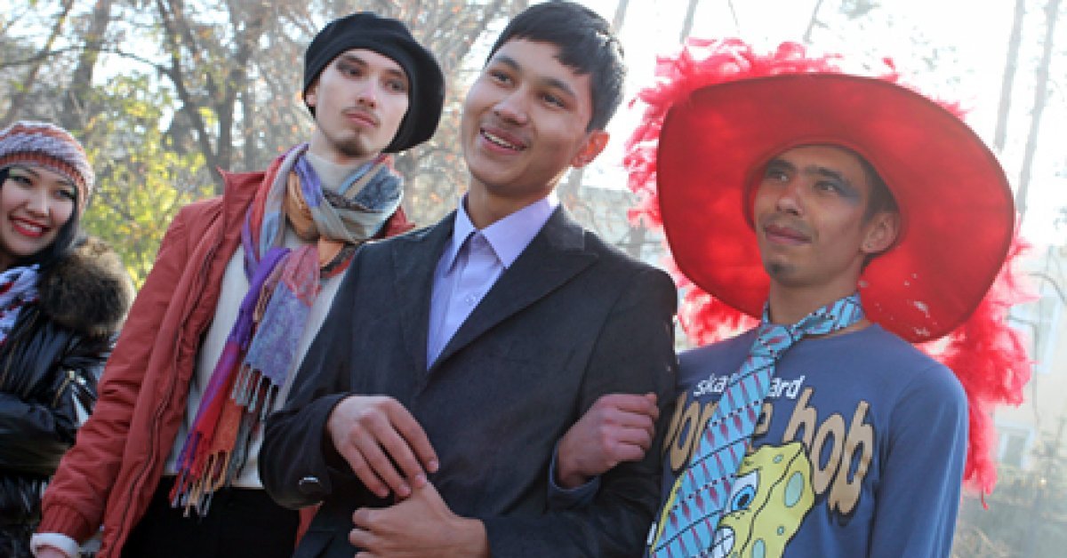 Свободу геям: эксперты ООН призвали Казахстан не обижать извращенцев