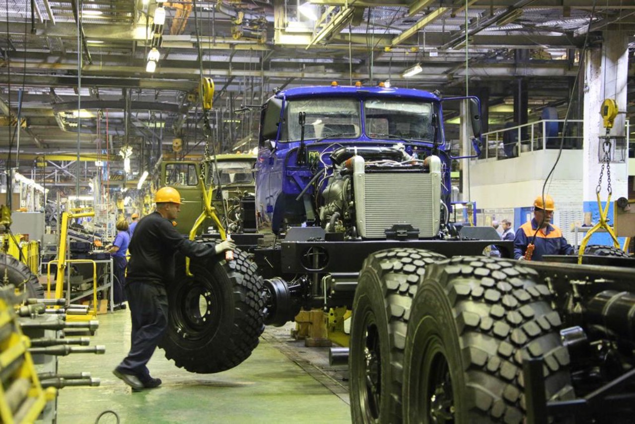 Как Россия помогает странам Центральной Азии развивать машиностроение