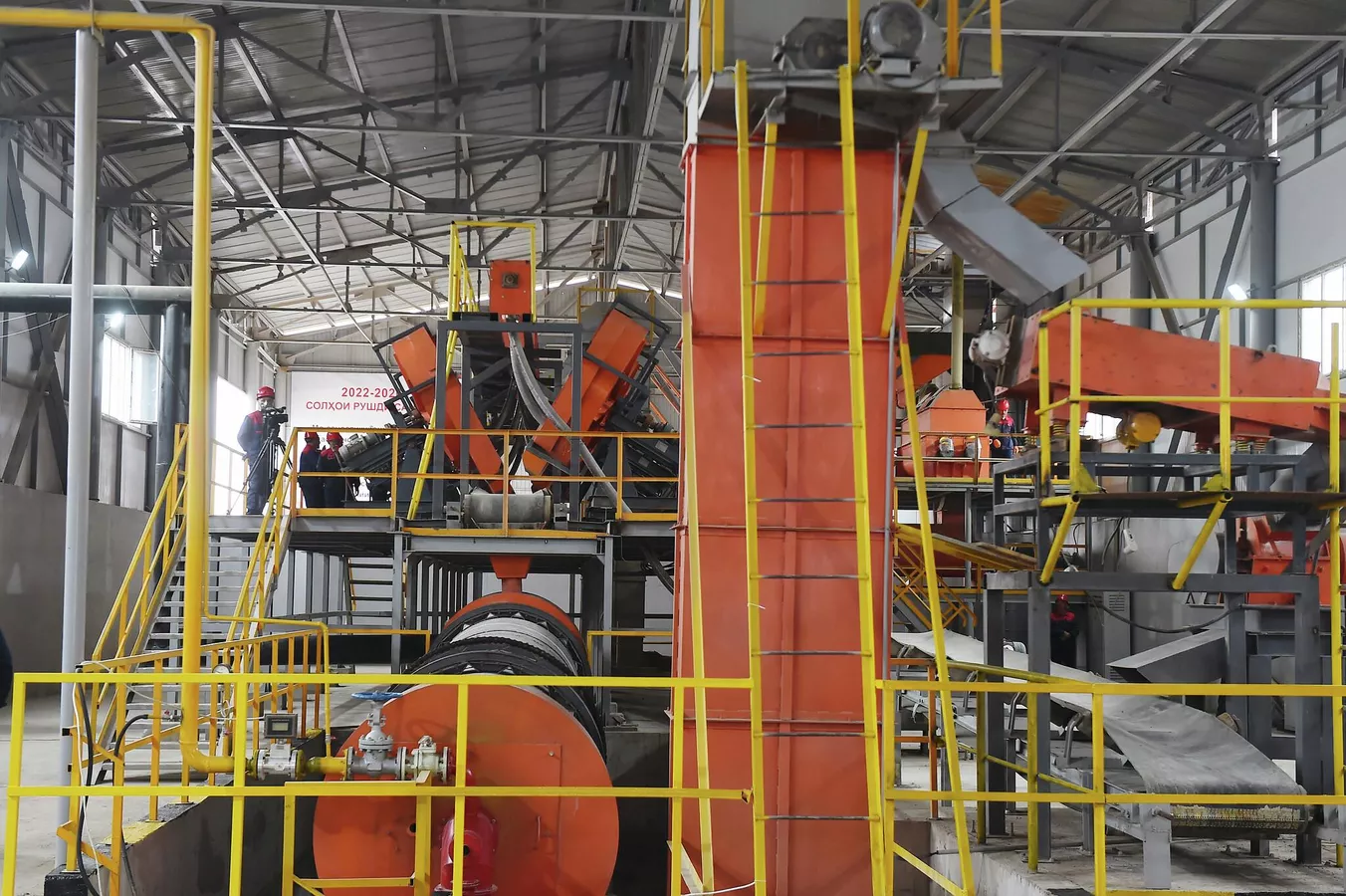 выпуск алюминия в таджикистане увеличат с помощью российского оборудования