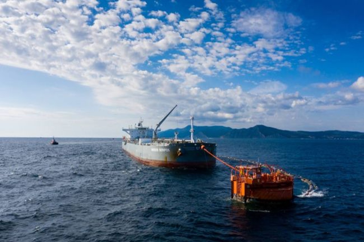 западные нефтегиганты и казахстан потеряют миллиард долларов из-за атак дронов на ктк