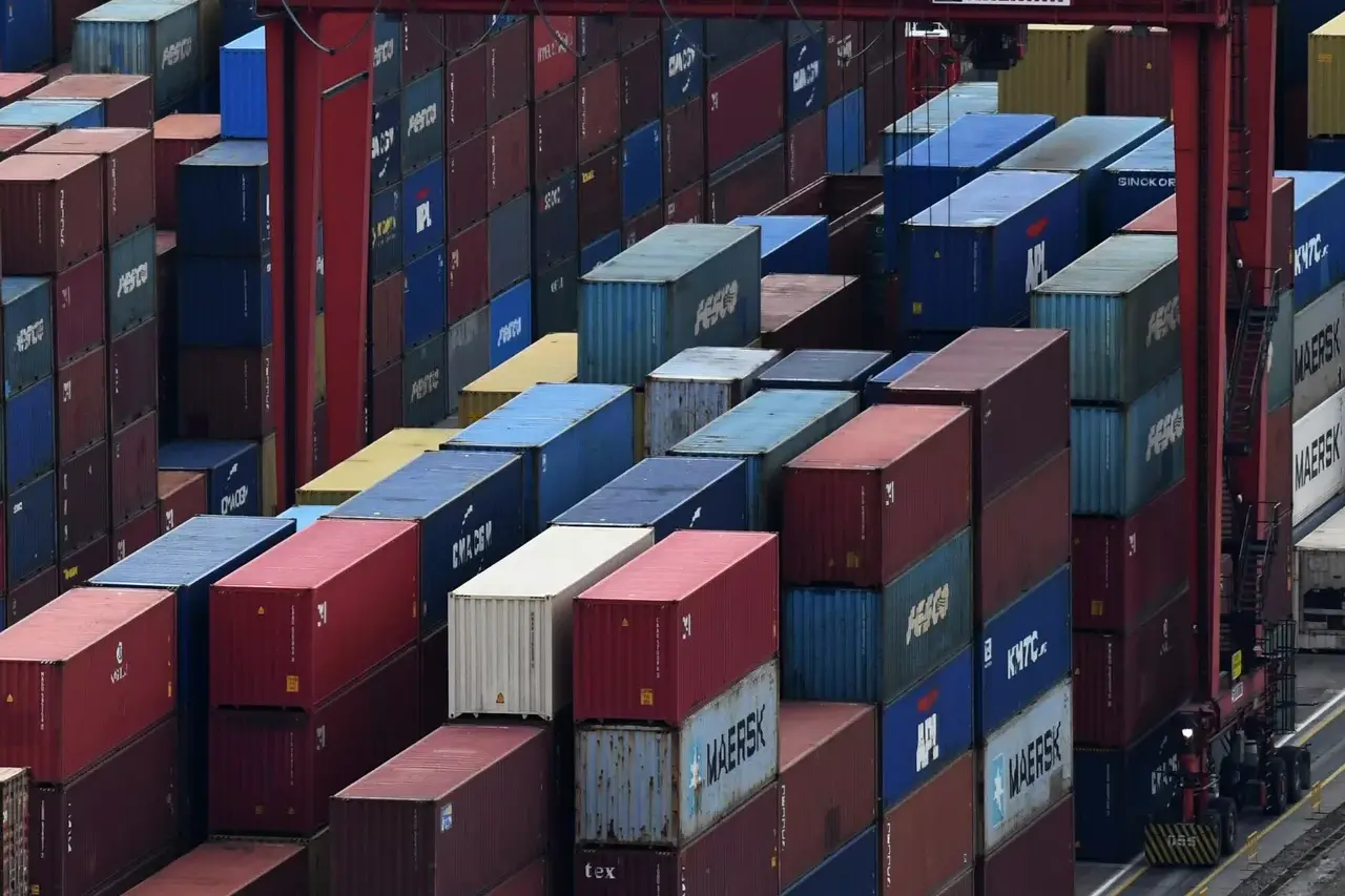 экспорт таджикистана упал на 13%, дефицит торгового баланса превысил $1,9 млрд