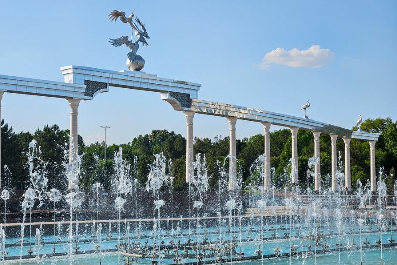 умеренно жаркая погода в узбекистане, кратковременные дожди в кыргызстане: погода во вторник, 16 июля 2024