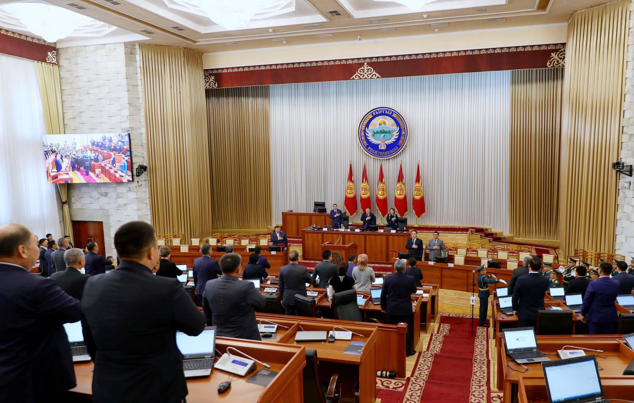 «Волки в овечьих шкурах — 2»: как Запад маскирует своих агентов под «борцов за демократию» в Кыргызстане