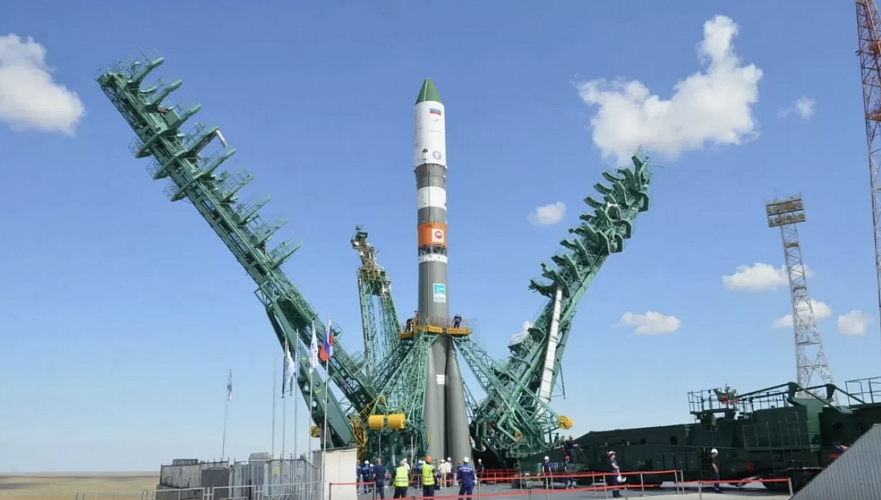 дорога в космос: в байконыр прилетели экипажи космонавтов корабля «союз мс-26»