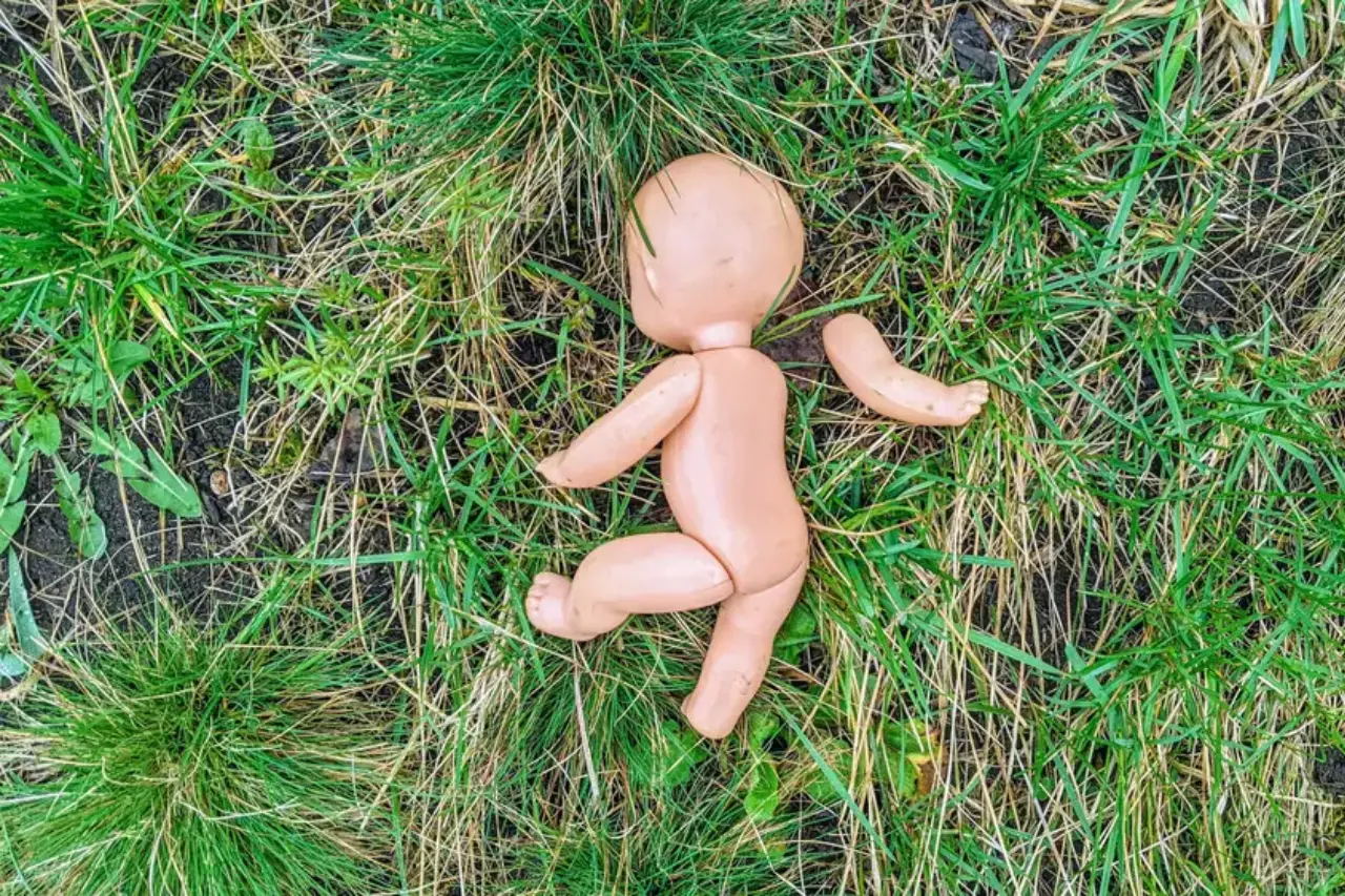 в казахстане мать задержали задержали по подозрению в убийстве двух своих детей