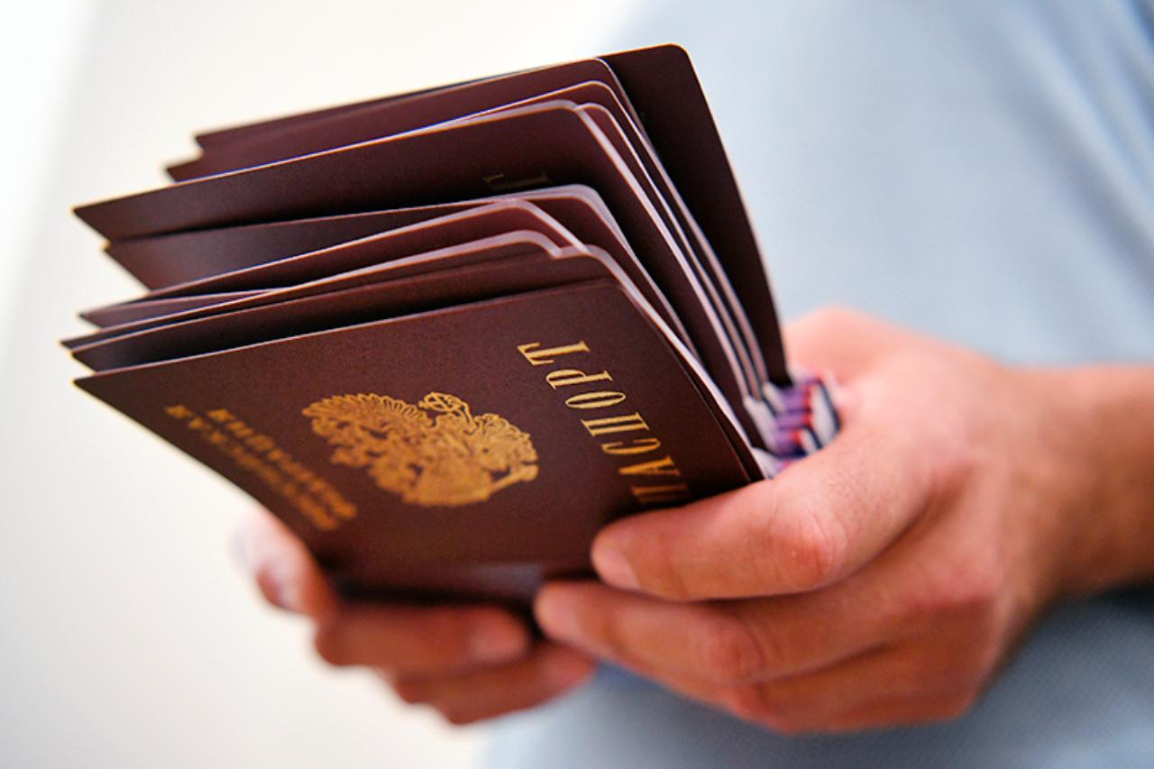 глава мвд рф колокольцев предлагает ужесточить правила получения гражданства россии