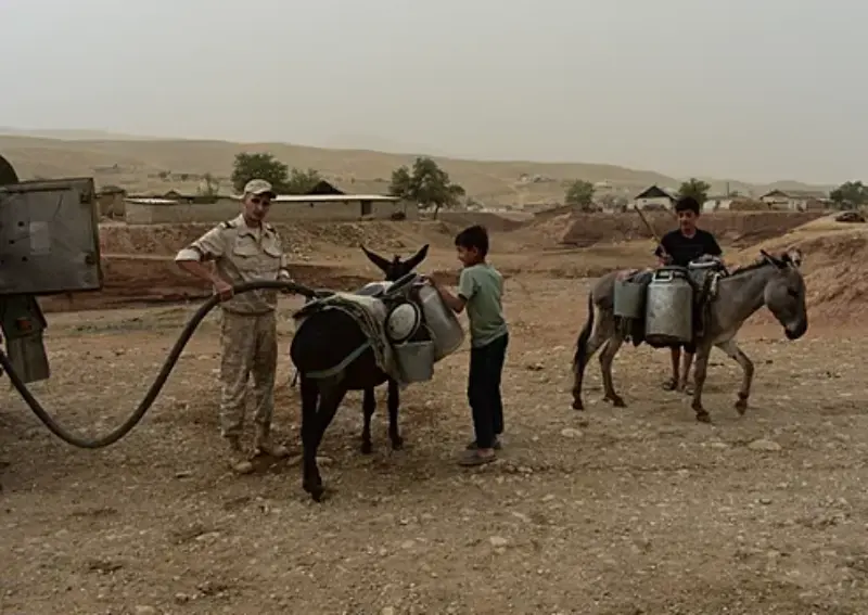 российские военнослужащие обеспечили питьевой водой жителей кишлака в таджикистане