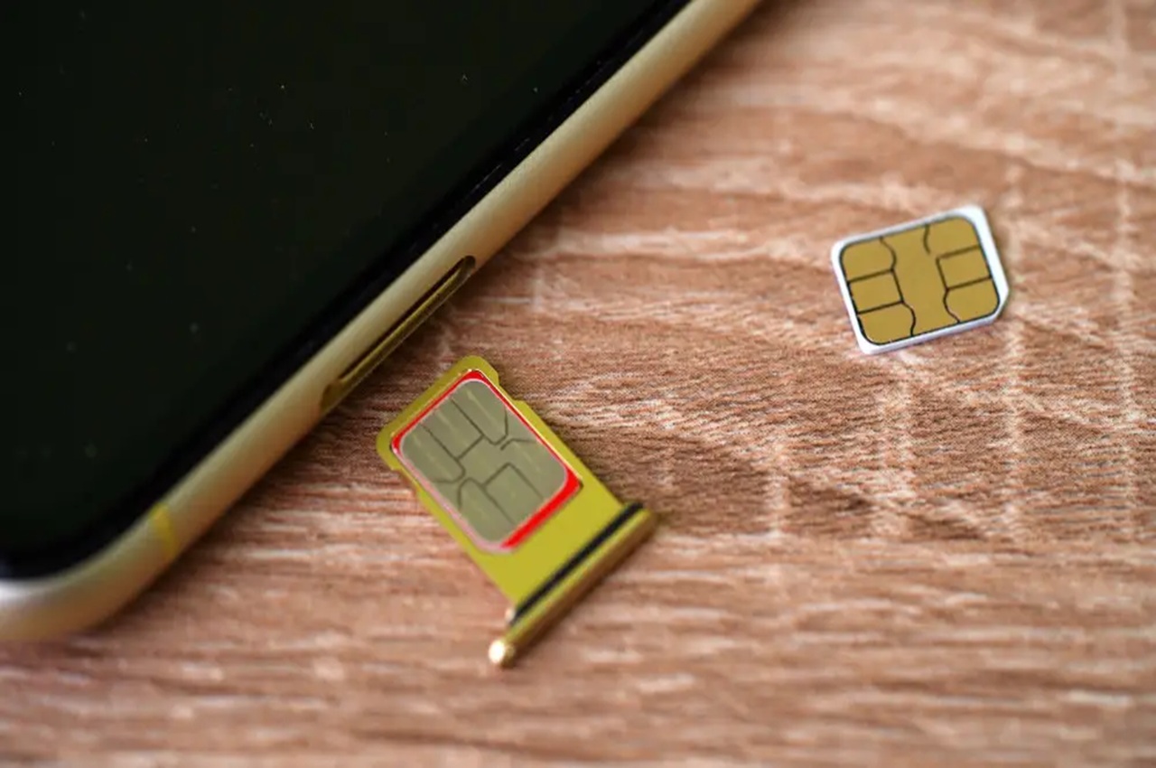 оставят без связи: мобильные номера заблокируют в казахстане