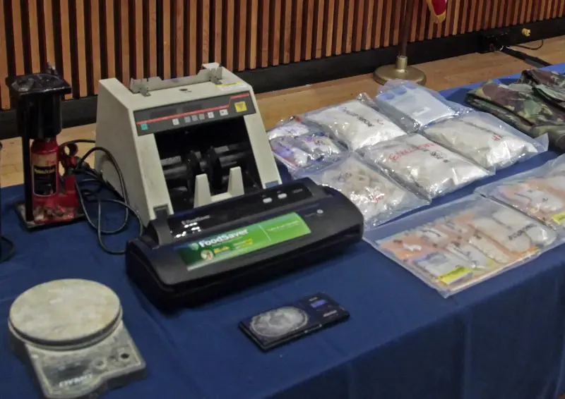 крупные запасы наркотиков в афганистане готовы к отправке в рф и ес