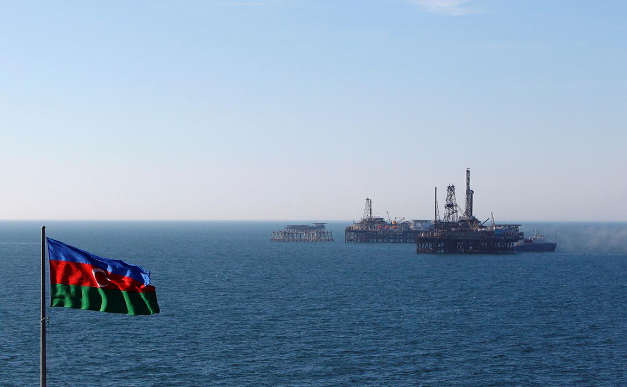 bloomberg: мировые нефтяные гиганты сознательно загрязняли каспийское море