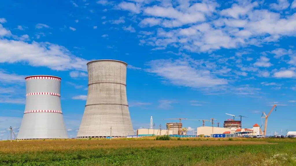 казахстан приостановил работы по созданию аэс, вернувшись к идее проведения референдума