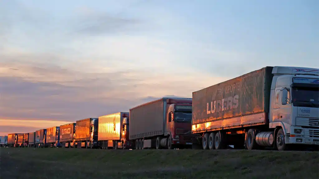 удар по бюджету: казахстан недополучил 385 млн тенге из-за контрабанды грузовиков