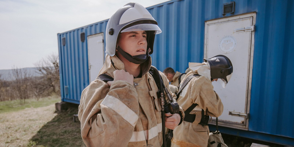петербургские добровольцы улетели в турцию помогать ликвидировать последствия катаклизма