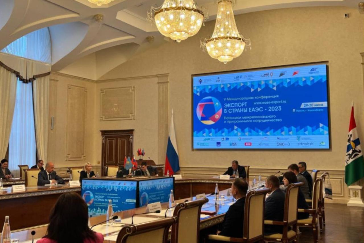 устранить барьеры: чиновники и предприниматели стран еаэс  обсудили в новосибирске вопросы развития сотрудничества