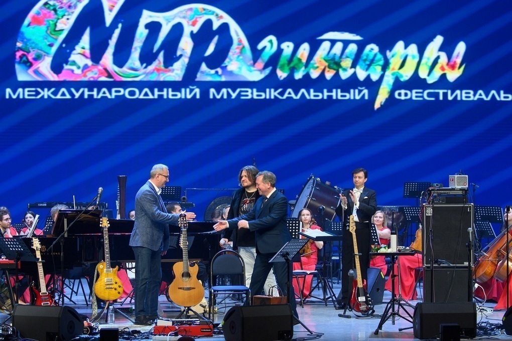 на «мире гитары»  в калуге впервые выступят гитаристов из кнр 