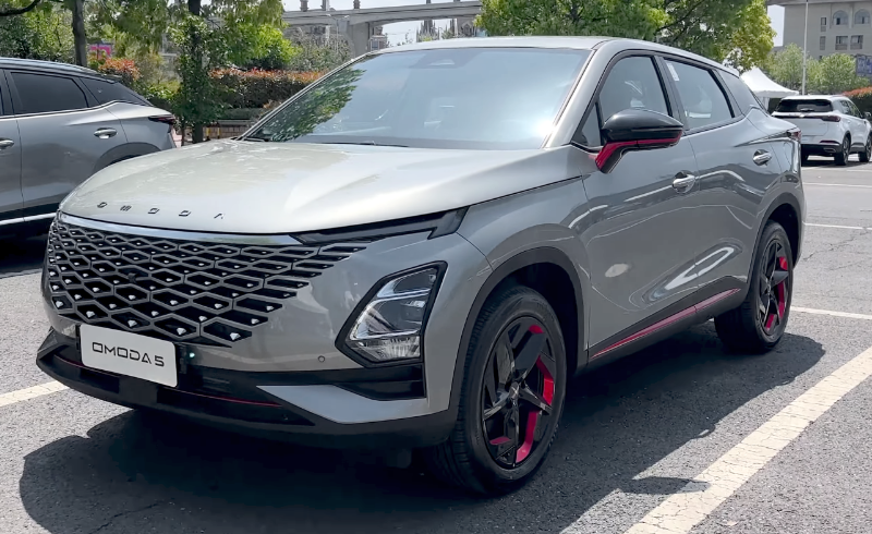 в казахстане кроссовер  omoda c5 продается по цене ниже, чем в россии